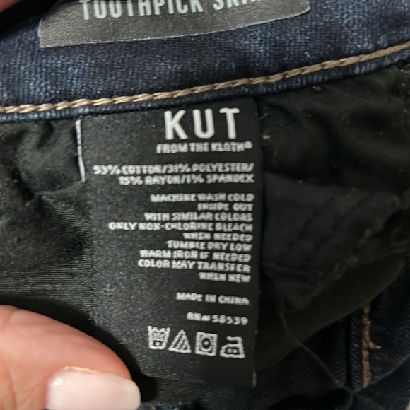 Skinny Jeans- Kut from the Kloth - Picture 4 of 4